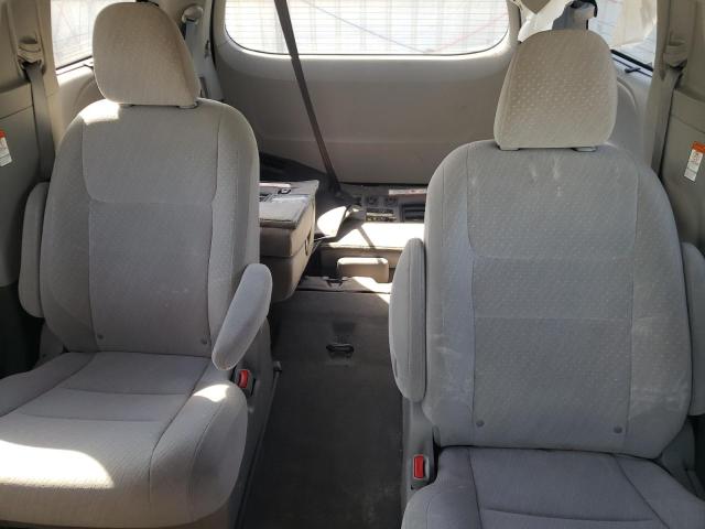 Photo 9 VIN: 5TDJZ3DC2JS198675 - TOYOTA SIENNA LE 