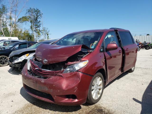 Photo 1 VIN: 5TDJZ3DC3HS166828 - TOYOTA SIENNA LE 