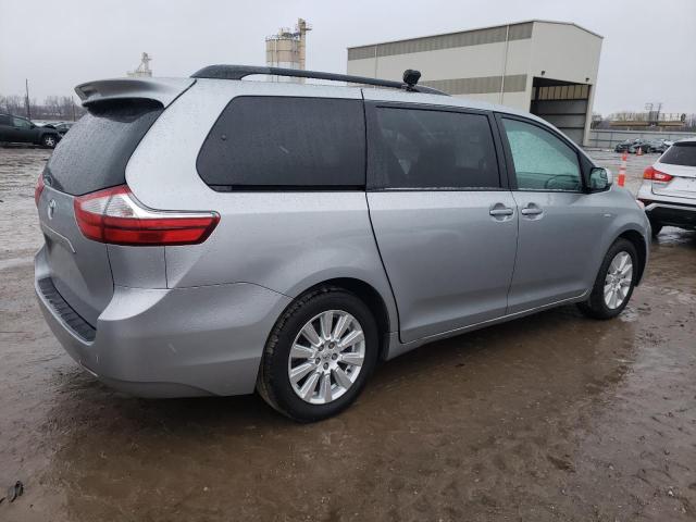 Photo 2 VIN: 5TDJZ3DC4HS157586 - TOYOTA SIENNA LE 