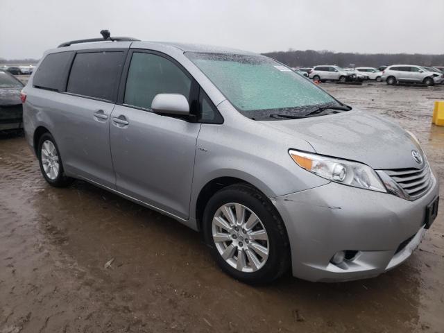 Photo 3 VIN: 5TDJZ3DC4HS157586 - TOYOTA SIENNA LE 