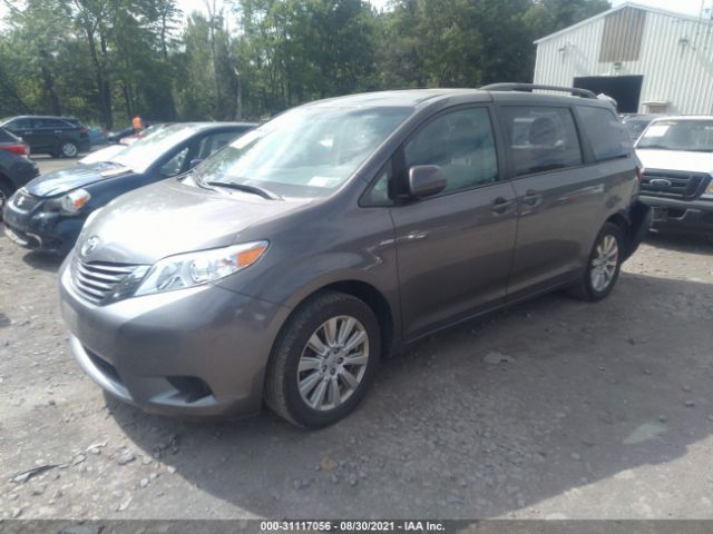 Photo 1 VIN: 5TDJZ3DC4HS158852 - TOYOTA SIENNA 