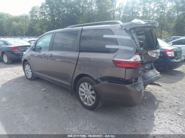 Photo 2 VIN: 5TDJZ3DC4HS158852 - TOYOTA SIENNA 