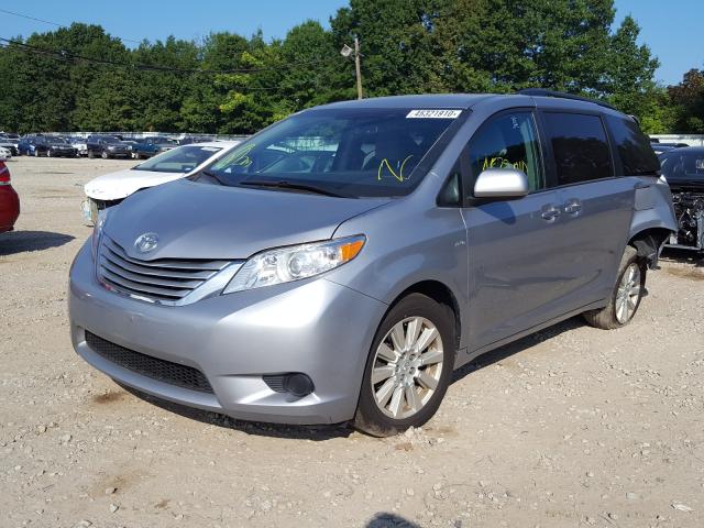 Photo 1 VIN: 5TDJZ3DC6HS152924 - TOYOTA SIENNA LE 