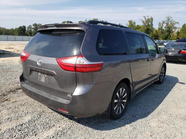 Photo 3 VIN: 5TDJZ3DC6JS203358 - TOYOTA SIENNA LE 