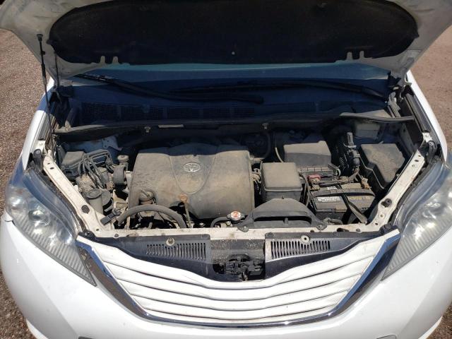 Photo 6 VIN: 5TDJZ3DC7HS163365 - TOYOTA SIENNA LE 