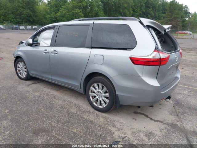 Photo 2 VIN: 5TDJZ3DC7HS163530 - TOYOTA SIENNA 