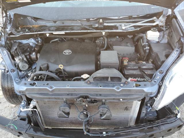 Photo 11 VIN: 5TDJZ3DC7HS165360 - TOYOTA SIENNA LE 