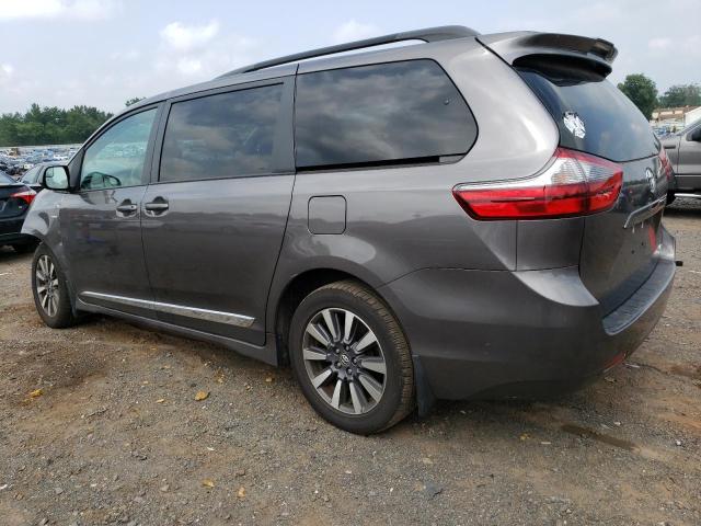 Photo 1 VIN: 5TDJZ3DC7LS238395 - TOYOTA SIENNA LE 