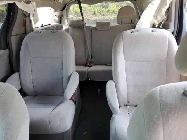 Photo 9 VIN: 5TDJZ3DC8HS148163 - TOYOTA SIENNA LE 