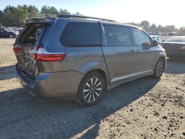 Photo 2 VIN: 5TDJZ3DC8JS197577 - TOYOTA SIENNA LE 