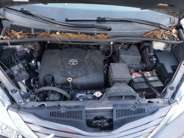 Photo 6 VIN: 5TDJZ3DCXHS151050 - TOYOTA SIENNA LE 