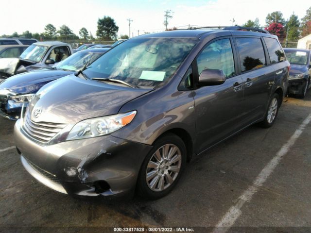 Photo 1 VIN: 5TDJZ3DCXHS163943 - TOYOTA SIENNA 