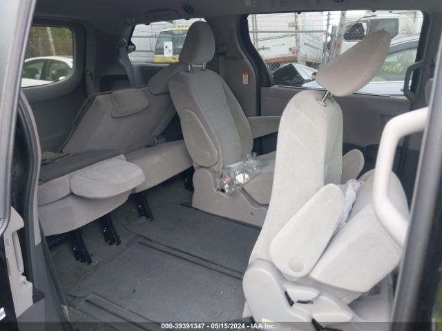 Photo 7 VIN: 5TDJZ3DCXHS186347 - TOYOTA SIENNA 