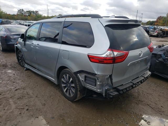 Photo 2 VIN: 5TDJZ3DCXLS233126 - TOYOTA SIENNA LE 