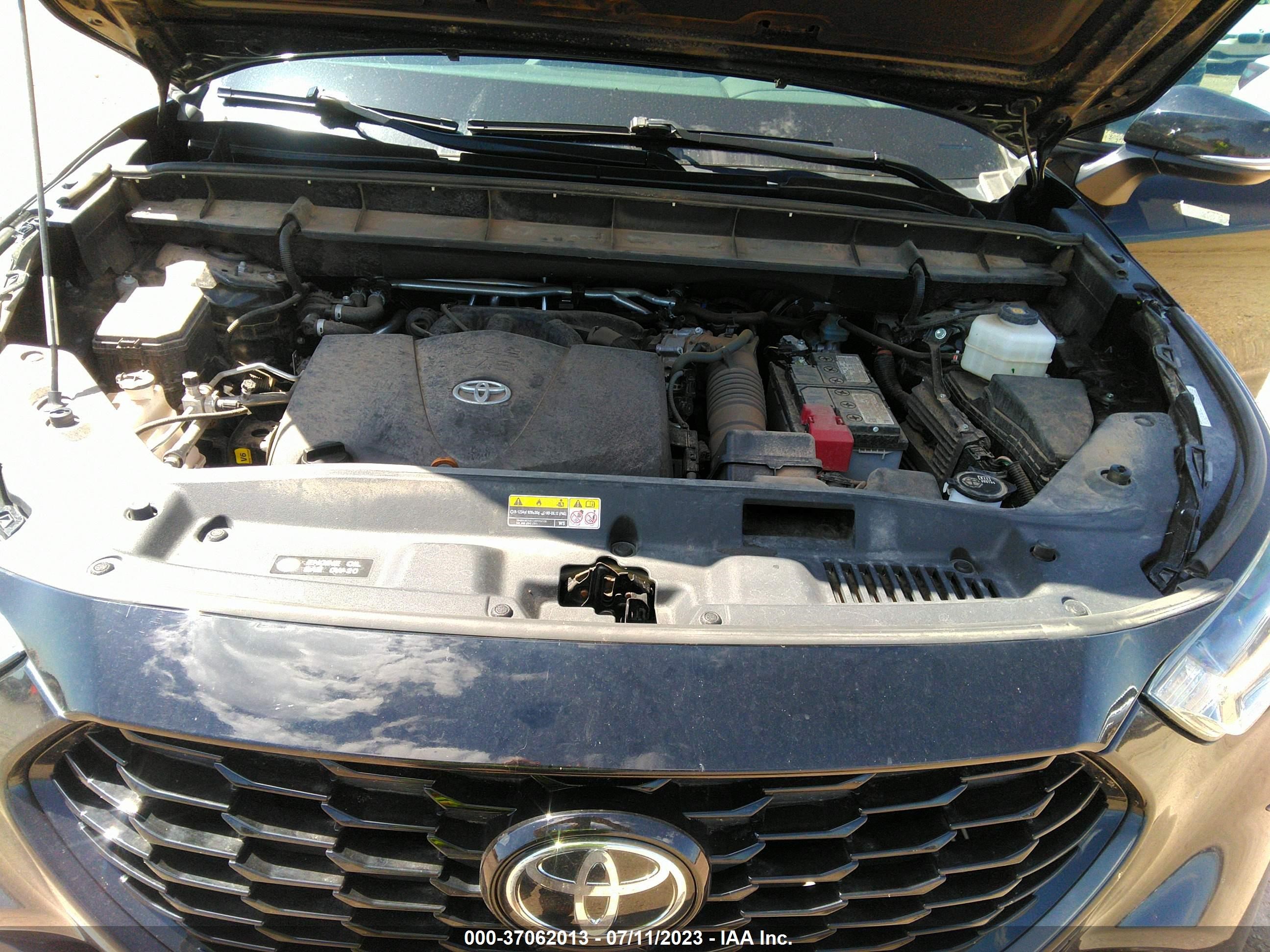 Photo 9 VIN: 5TDJZRAH1MS051402 - TOYOTA HIGHLANDER 