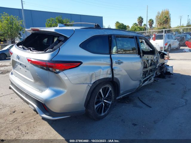 Photo 3 VIN: 5TDJZRAH4MS084622 - TOYOTA HIGHLANDER 