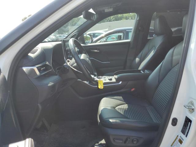 Photo 6 VIN: 5TDJZRBH3MS076087 - TOYOTA HIGHLANDER 