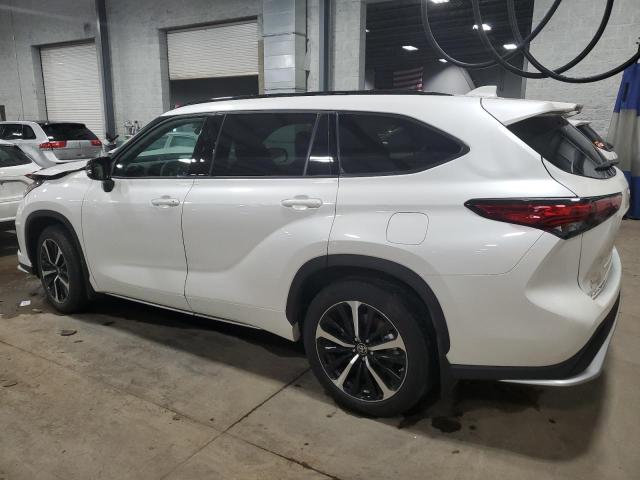 Photo 1 VIN: 5TDJZRBH8MS131620 - TOYOTA HIGHLANDER 