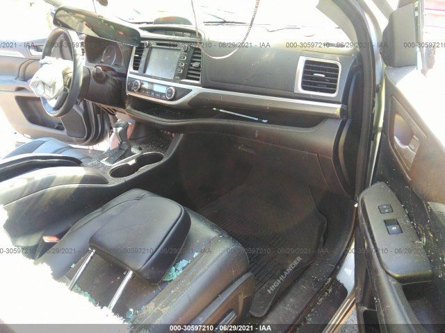 Photo 4 VIN: 5TDJZRFH0HS362477 - TOYOTA HIGHLANDER 