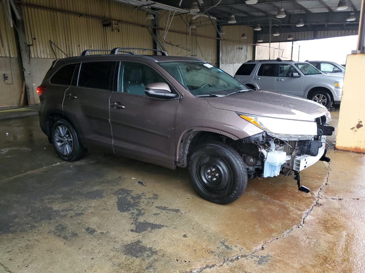 Photo 3 VIN: 5TDJZRFH0HS364519 - TOYOTA HIGHLANDER 