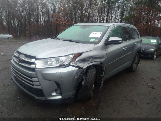 Photo 5 VIN: 5TDJZRFH0HS453586 - TOYOTA HIGHLANDER 