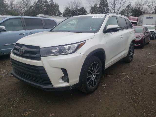 Photo 1 VIN: 5TDJZRFH0HS468976 - TOYOTA HIGHLANDER 