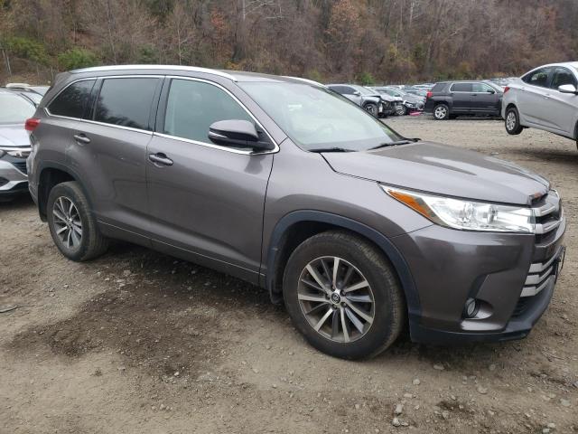 Photo 3 VIN: 5TDJZRFH0HS473238 - TOYOTA HIGHLANDER 