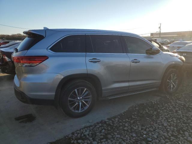 Photo 2 VIN: 5TDJZRFH0JS534187 - TOYOTA HIGHLANDER 