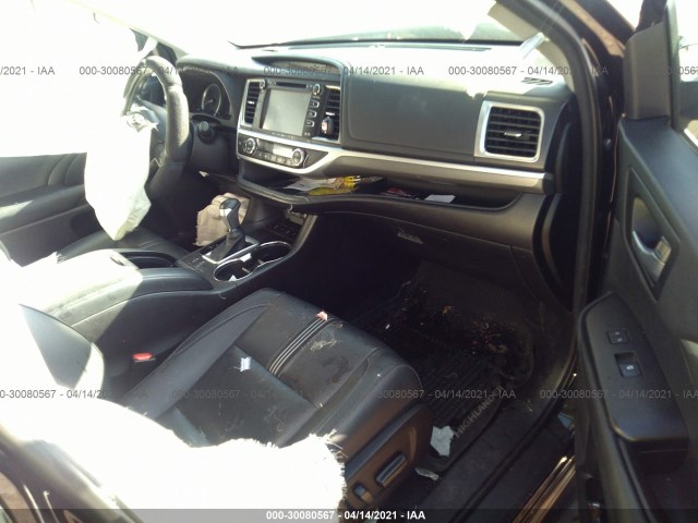 Photo 4 VIN: 5TDJZRFH0JS546632 - TOYOTA HIGHLANDER 