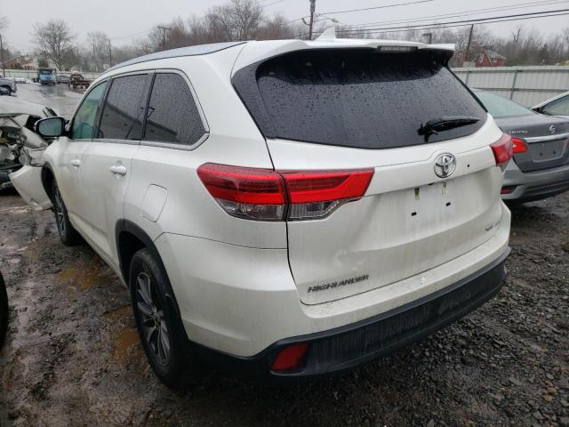 Photo 2 VIN: 5TDJZRFH0JS556352 - TOYOTA HIGHLANDER 