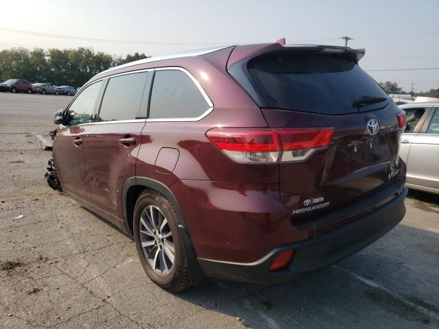 Photo 2 VIN: 5TDJZRFH0JS813252 - TOYOTA HIGHLANDER 