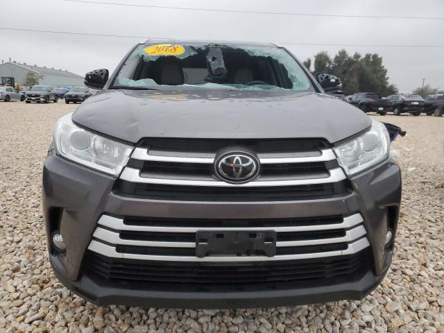 Photo 4 VIN: 5TDJZRFH0JS822744 - TOYOTA HIGHLANDER 