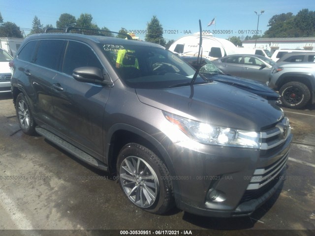 Photo 0 VIN: 5TDJZRFH0JS833498 - TOYOTA HIGHLANDER 