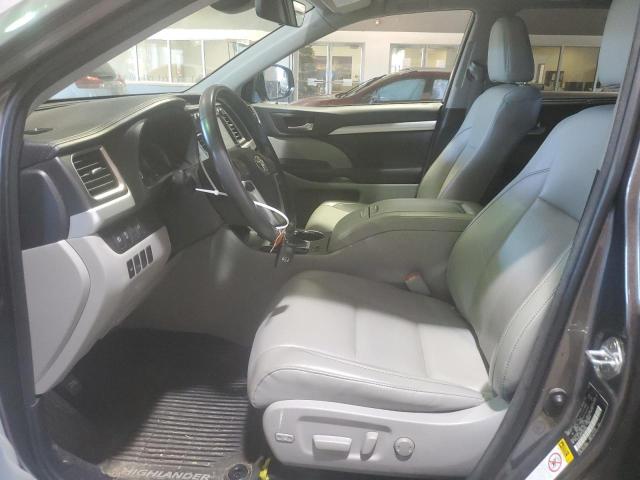 Photo 6 VIN: 5TDJZRFH0JS855484 - TOYOTA HIGHLANDER 