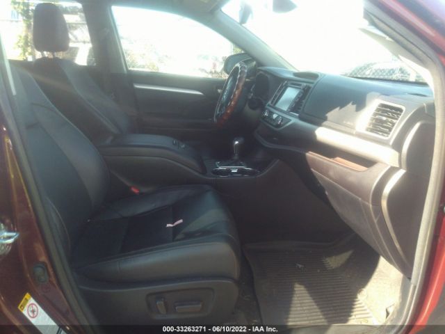 Photo 4 VIN: 5TDJZRFH0JS885794 - TOYOTA HIGHLANDER 