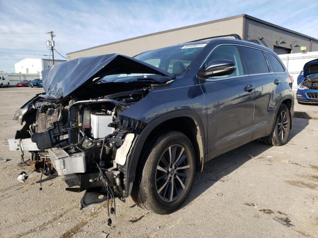 Photo 1 VIN: 5TDJZRFH0JS915196 - TOYOTA HIGHLANDER 