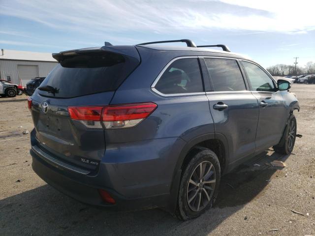 Photo 3 VIN: 5TDJZRFH0JS915196 - TOYOTA HIGHLANDER 