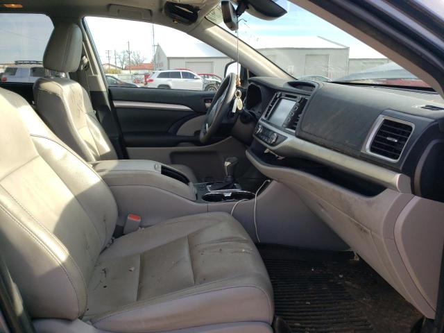 Photo 4 VIN: 5TDJZRFH0JS915196 - TOYOTA HIGHLANDER 