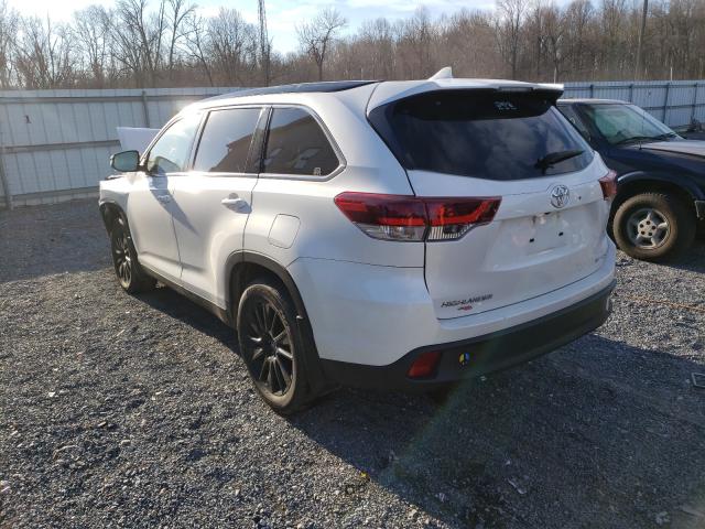 Photo 2 VIN: 5TDJZRFH0KS570690 - TOYOTA HIGHLANDER 