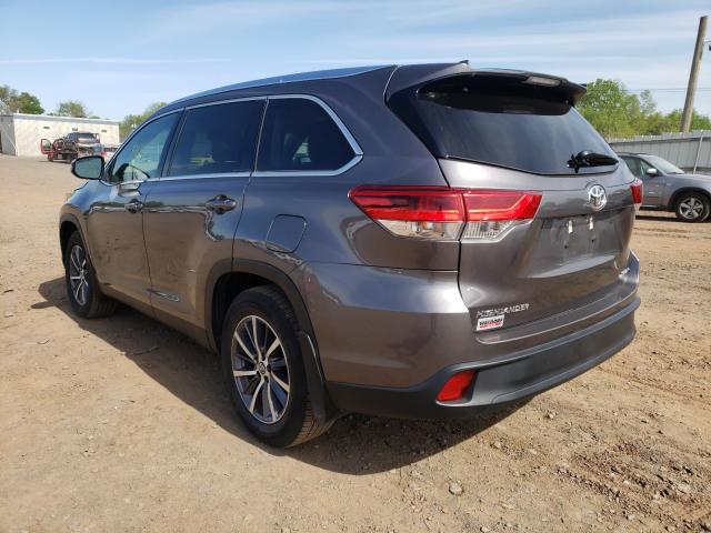 Photo 2 VIN: 5TDJZRFH0KS574917 - TOYOTA HIGHLANDER 