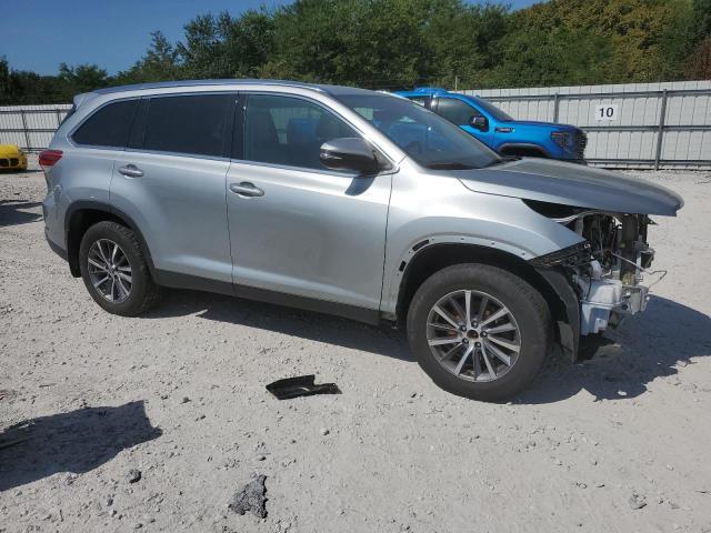 Photo 3 VIN: 5TDJZRFH0KS579700 - TOYOTA HIGHLANDER 