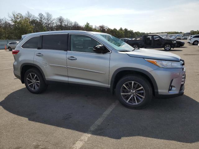 Photo 3 VIN: 5TDJZRFH0KS582516 - TOYOTA HIGHLANDER 