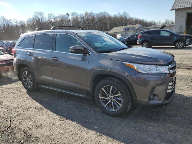 Photo 3 VIN: 5TDJZRFH0KS588154 - TOYOTA HIGHLANDER 