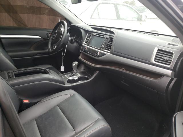 Photo 4 VIN: 5TDJZRFH0KS617197 - TOYOTA HIGHLANDER 