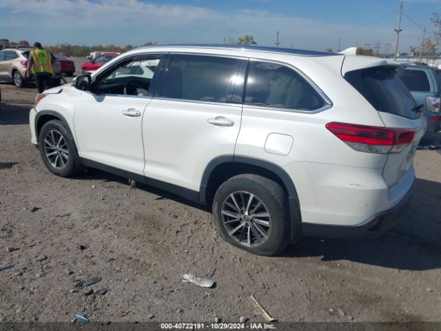 Photo 2 VIN: 5TDJZRFH0KS705473 - TOYOTA HIGHLANDER 