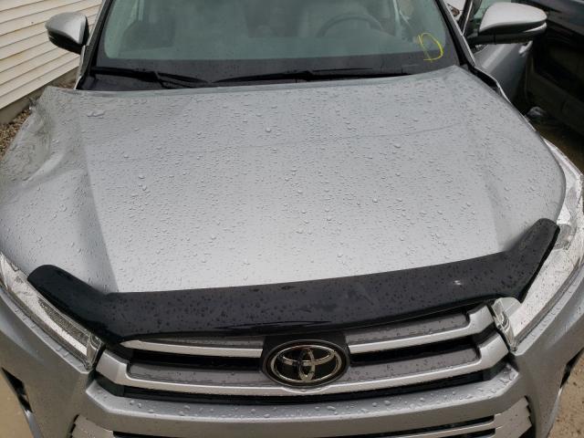 Photo 6 VIN: 5TDJZRFH0KS948698 - TOYOTA HIGHLANDER 