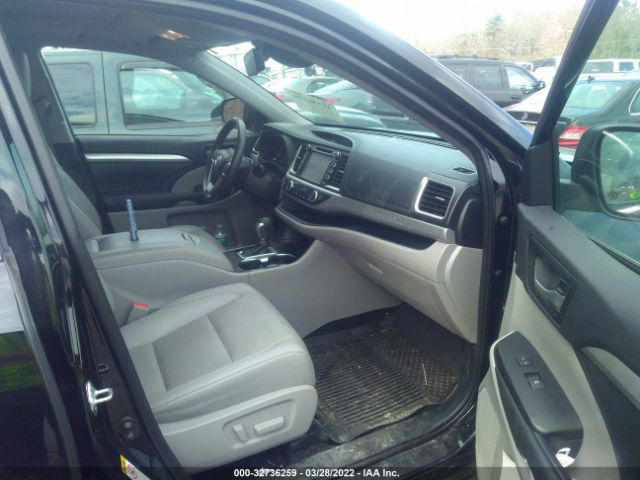 Photo 4 VIN: 5TDJZRFH0KS948958 - TOYOTA HIGHLANDER 