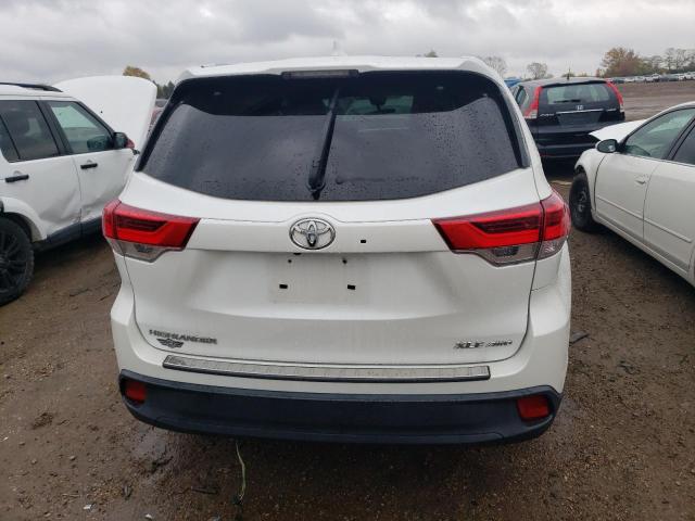 Photo 5 VIN: 5TDJZRFH1HS374816 - TOYOTA HIGHLANDER 