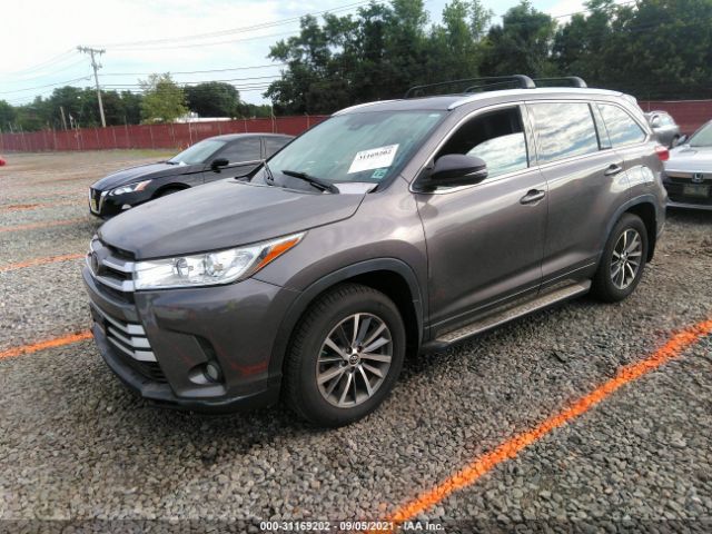 Photo 1 VIN: 5TDJZRFH1HS386920 - TOYOTA HIGHLANDER 