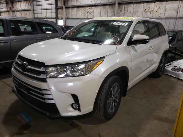 Photo 1 VIN: 5TDJZRFH1HS387369 - TOYOTA HIGHLANDER 